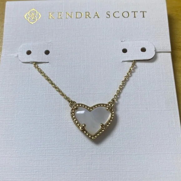 Kendra Scott Gold and White Heart Necklace - Picture 1 of 4